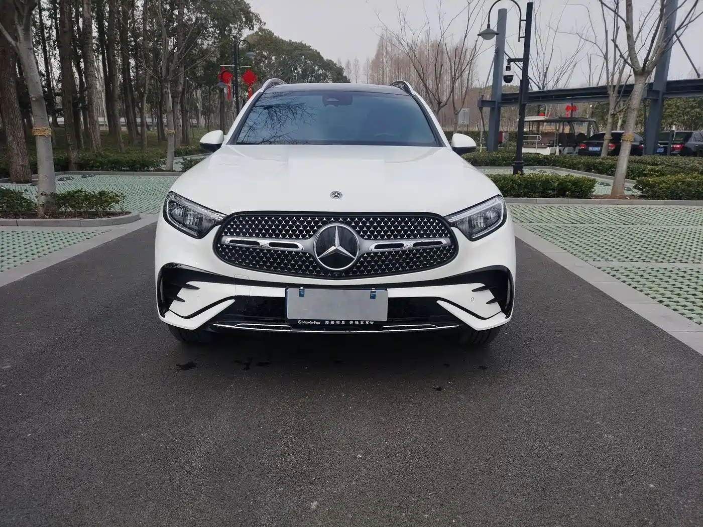Mercedes-Benz GLC 2023 GLC 300 L 4MATIC Luxury 5-Seater фото 2