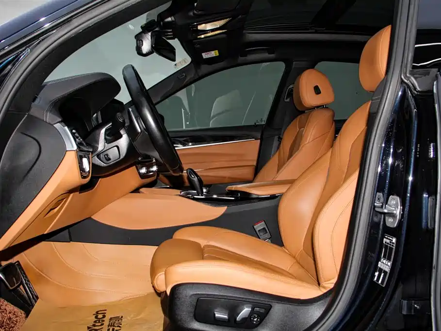 BMW 6 Series GT 2021 630i M Sport Package фото 13
