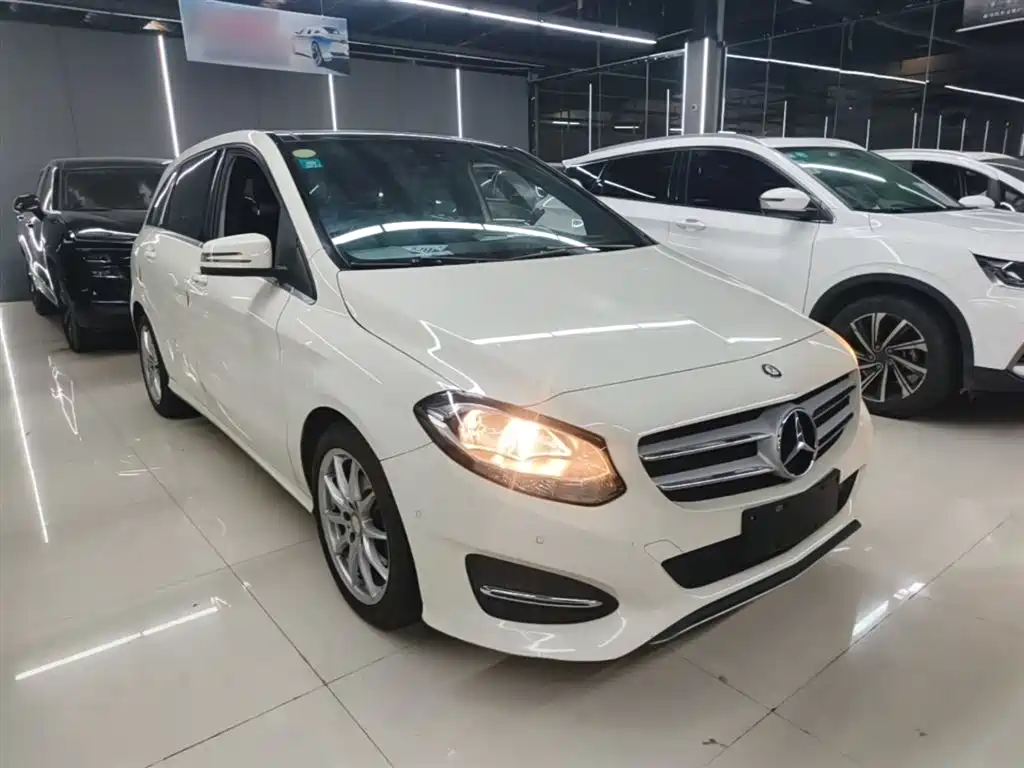 Mercedes-Benz B-Class 2015 B 200 Dynamic фото 4