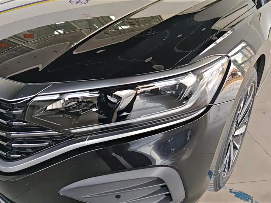 Volkswagen Passat 2024 330TSI Elite Edition фото 5