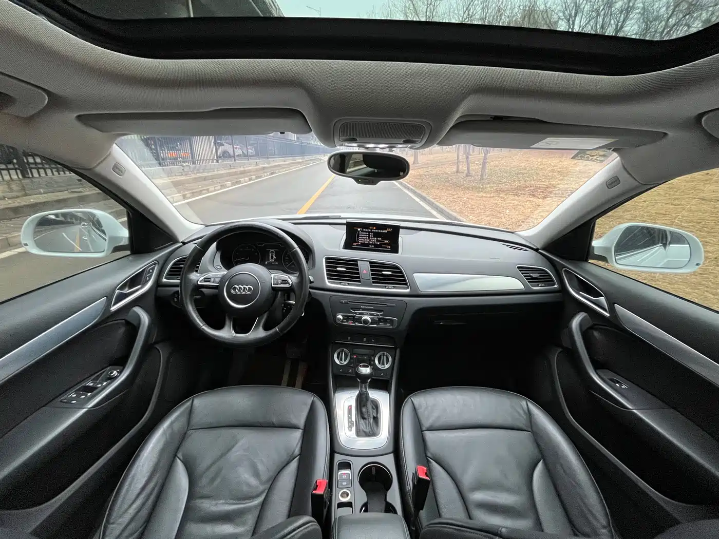 Audi Q3 2015 35 TFSI Comfort фото 14