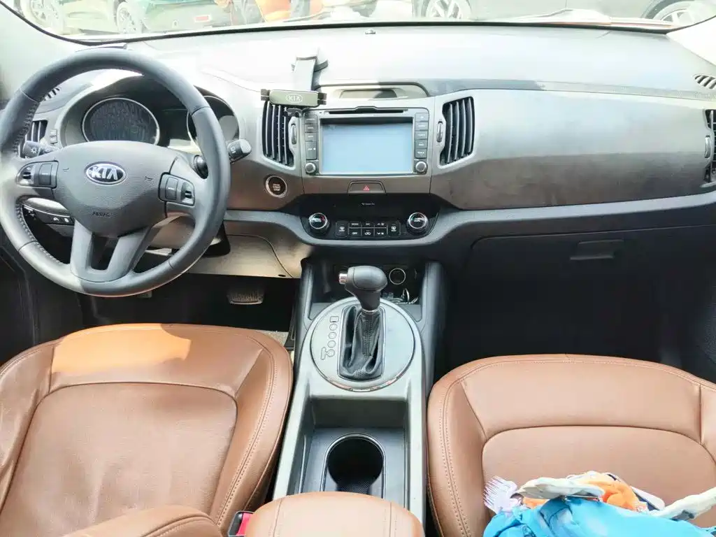 صورة 12 - Kia Sportage