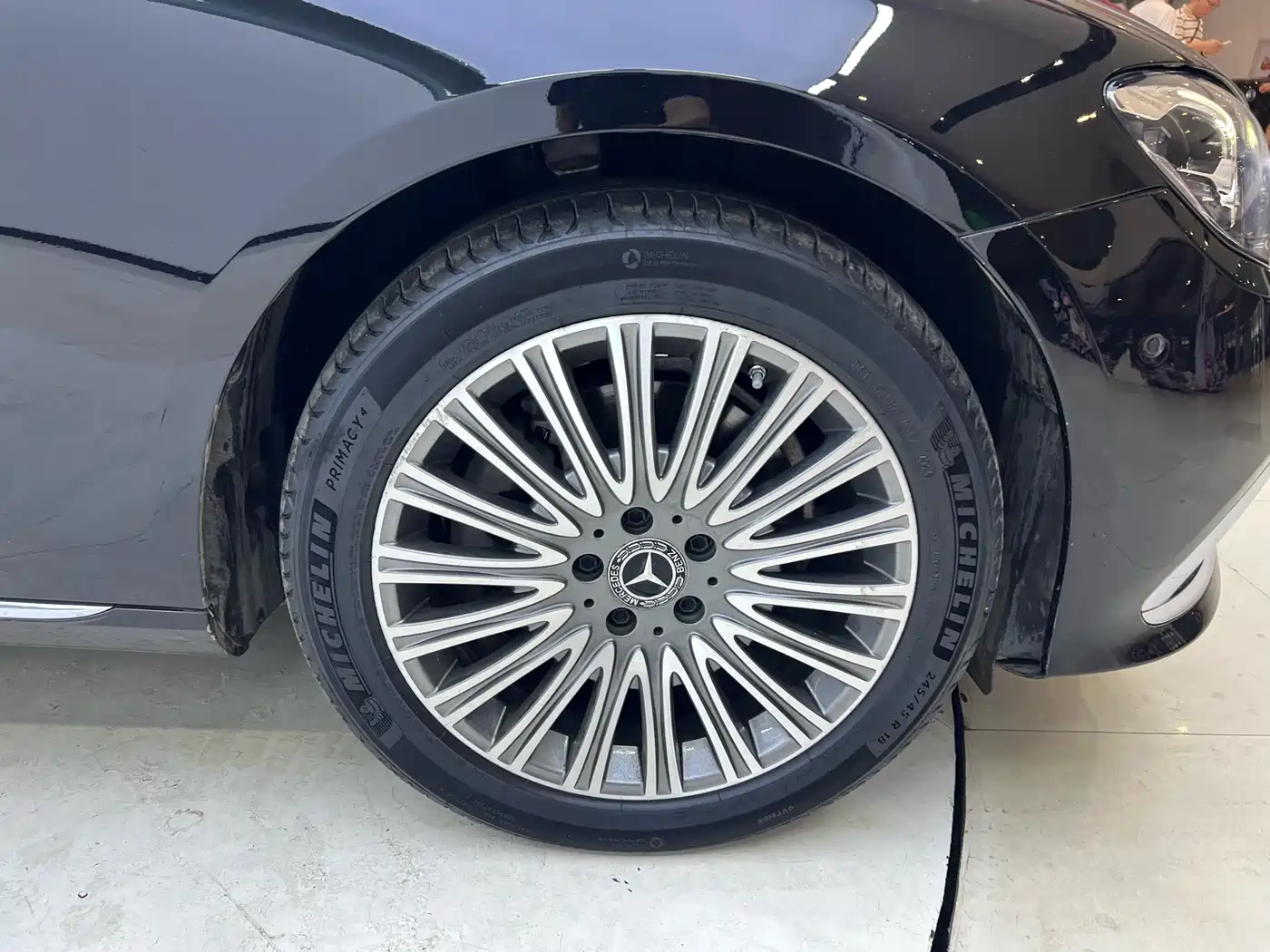 Mercedes-Benz E-Class 2023 Facelift E 300 L Luxury фото 27