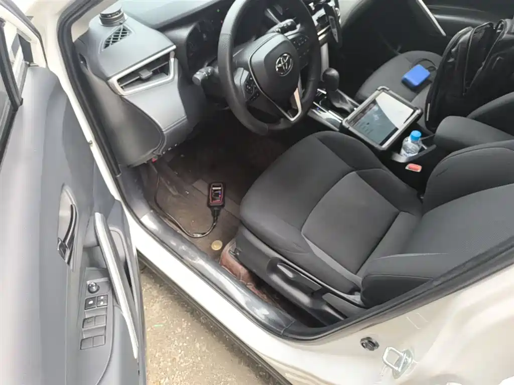 Toyota Frontlander 2024 2.0L Smart Hybrid Dual Engine Leading Edition фото 16