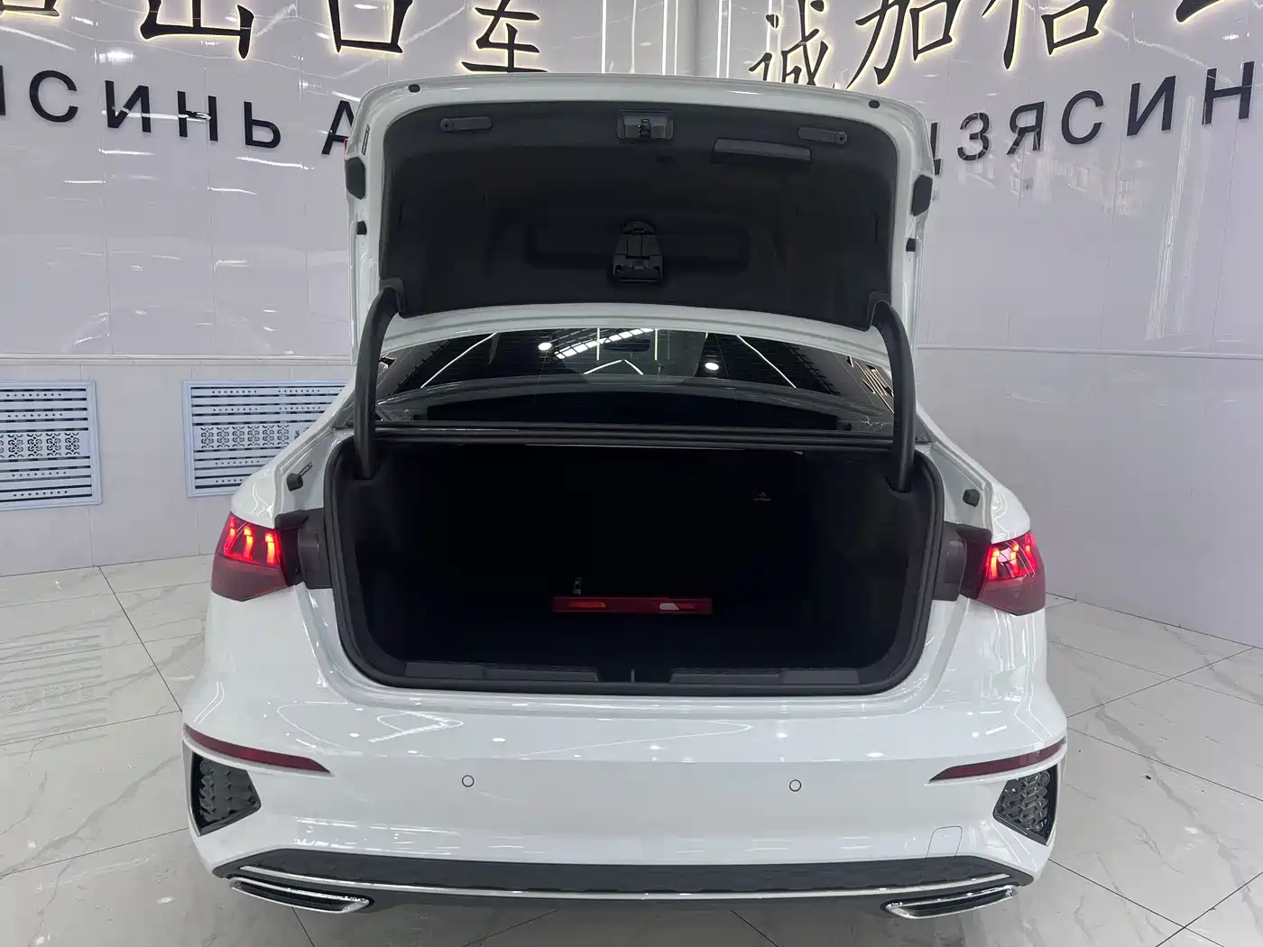 Audi A3 2023 A3L Limousine 35 TFSI Fashion Sport фото 18