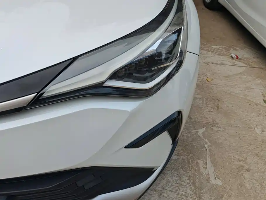 Toyota IZOA 2021 2021 Hybrid 2.0L Yichi Edition