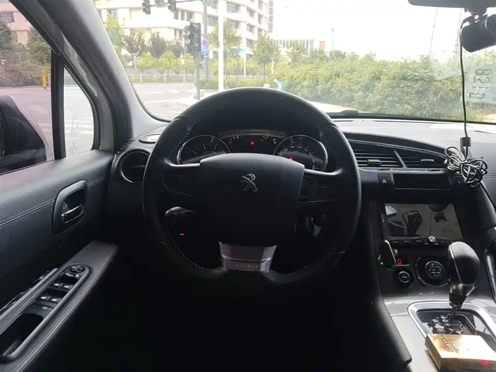 Peugeot 3008 2016 1.6THP Automatic Trend Edition фото 17