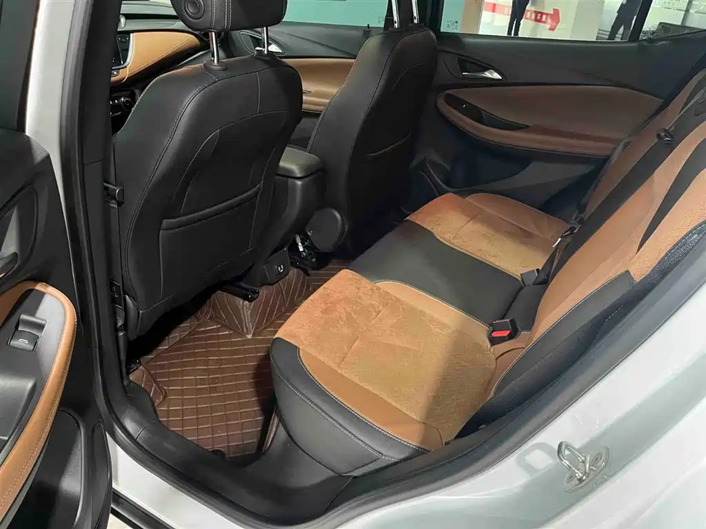Buick Encore GX 2022 332T CVT FWD Luxury фото 12