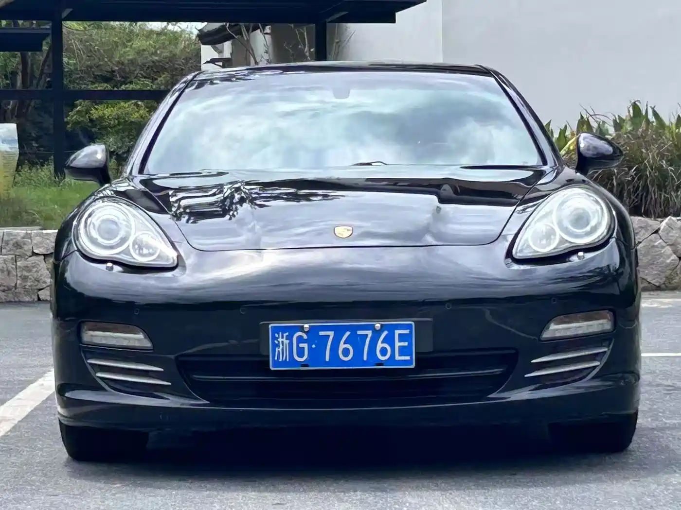 Photo 1 - Porsche Panamera