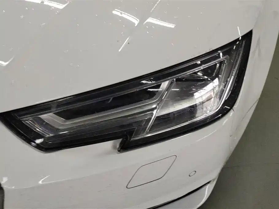 Audi A4L 2018 30th Anniversary 40 TFSI Progressive фото 5