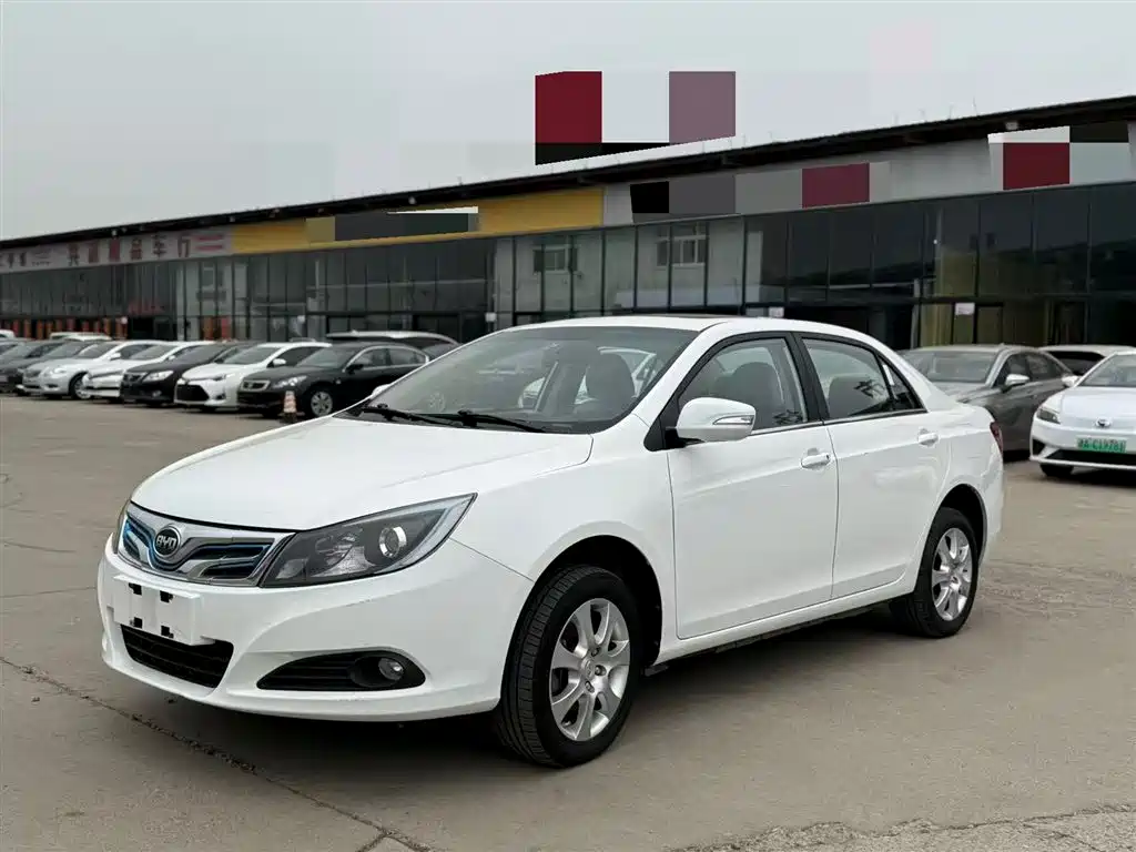 BYD E5 2017
