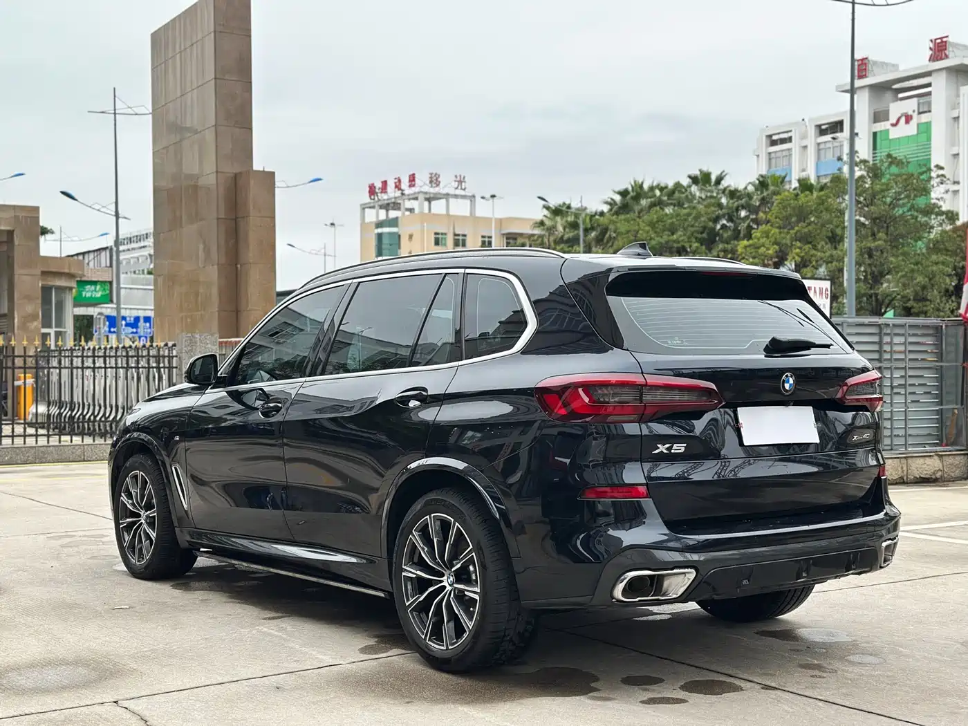 BMW X5 2022 Facelift xDrive 30Li Premium M Sport Package фото 4