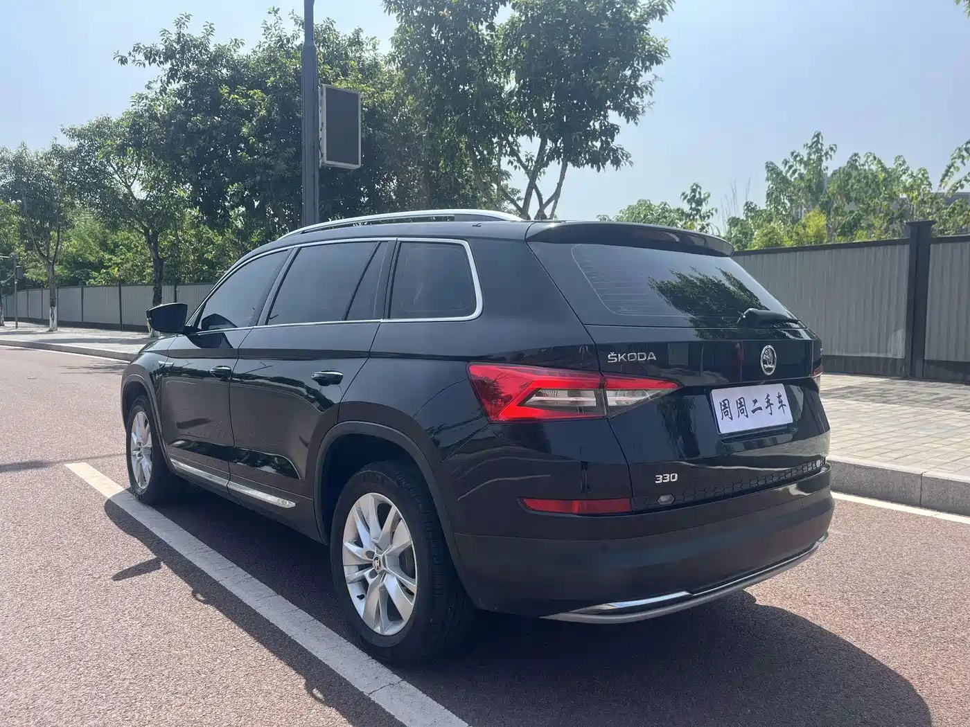 Škoda Kodiaq 2018 Facelift TSI330 5-seat 2WD Premium Luxury Edition фото 10