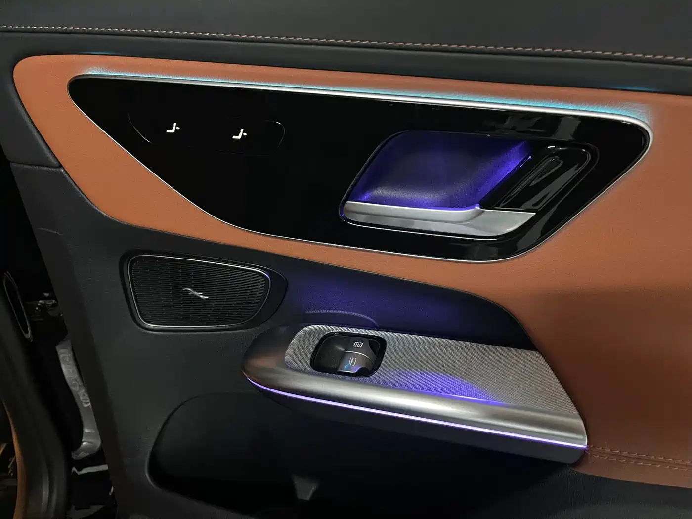 Mercedes-Benz GLC 2025 GLC 300 L 4MATIC Dynamic 5-seater фото 20