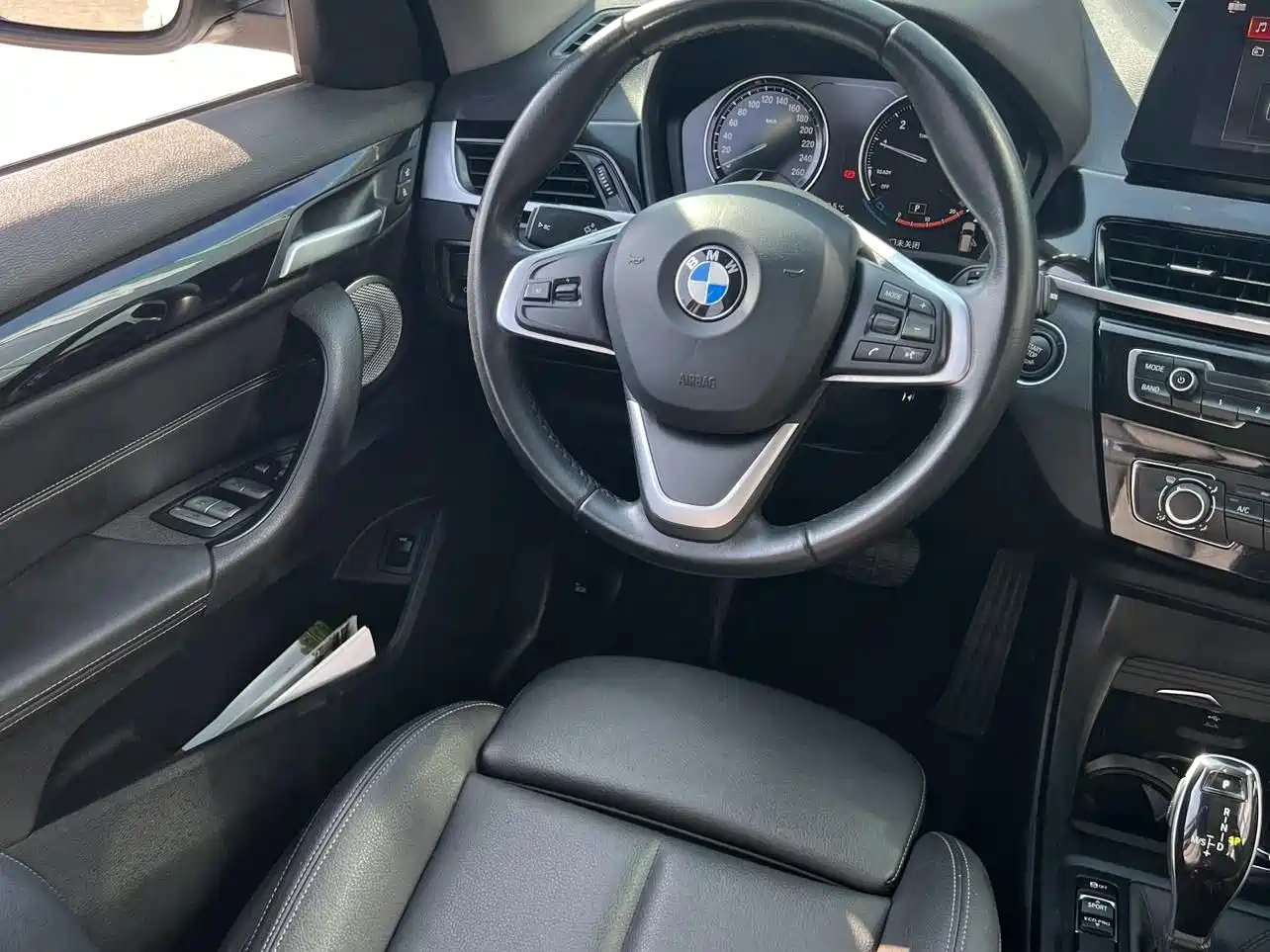 BMW X1 2021 Facelift sDrive20Li Fashion фото 34