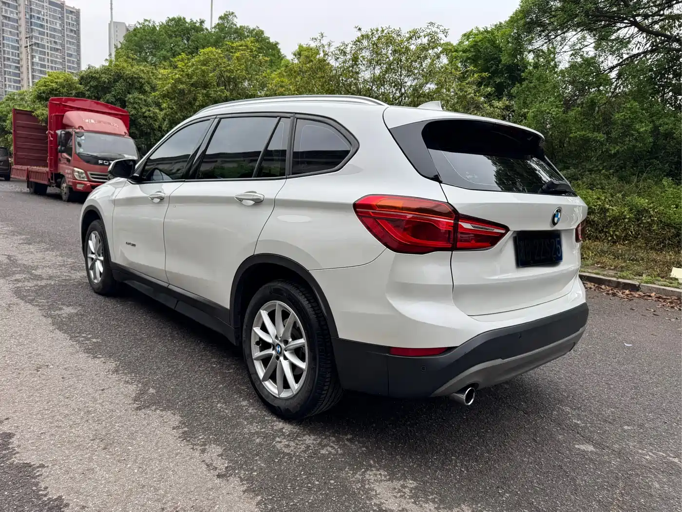 BMW X1 2018 sDrive18Li Fashion Model фото 9