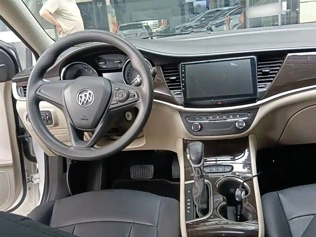 Buick Verano 2018 Sedan 15S Automatic Progressive фото 10