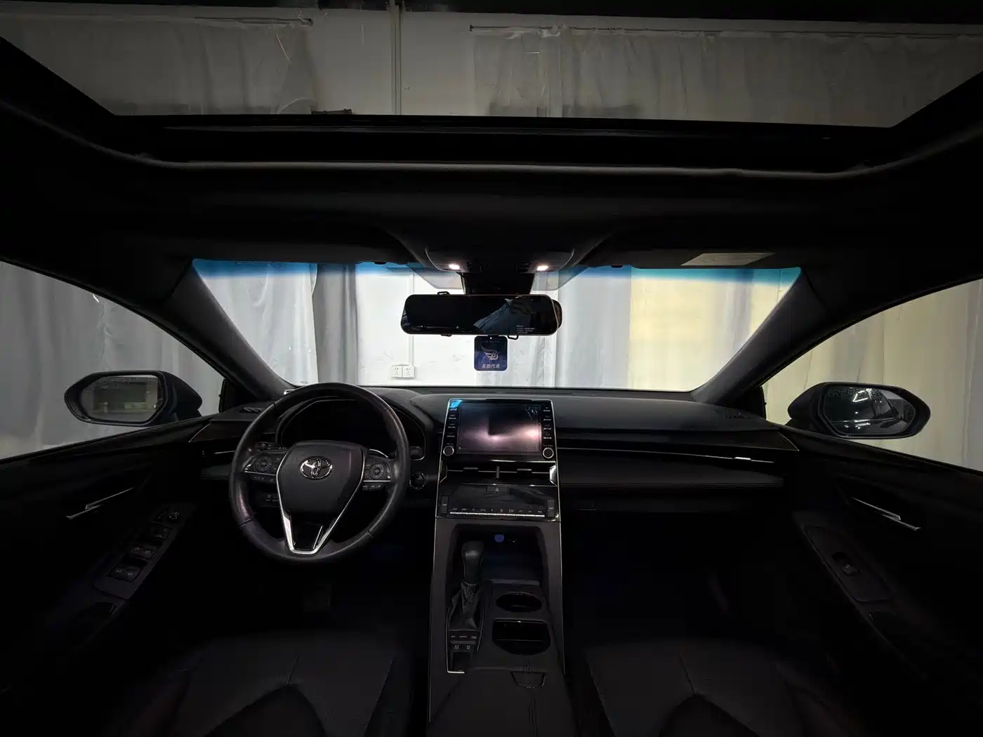 Toyota Avalon 2021 2.5L Luxury Edition фото 8