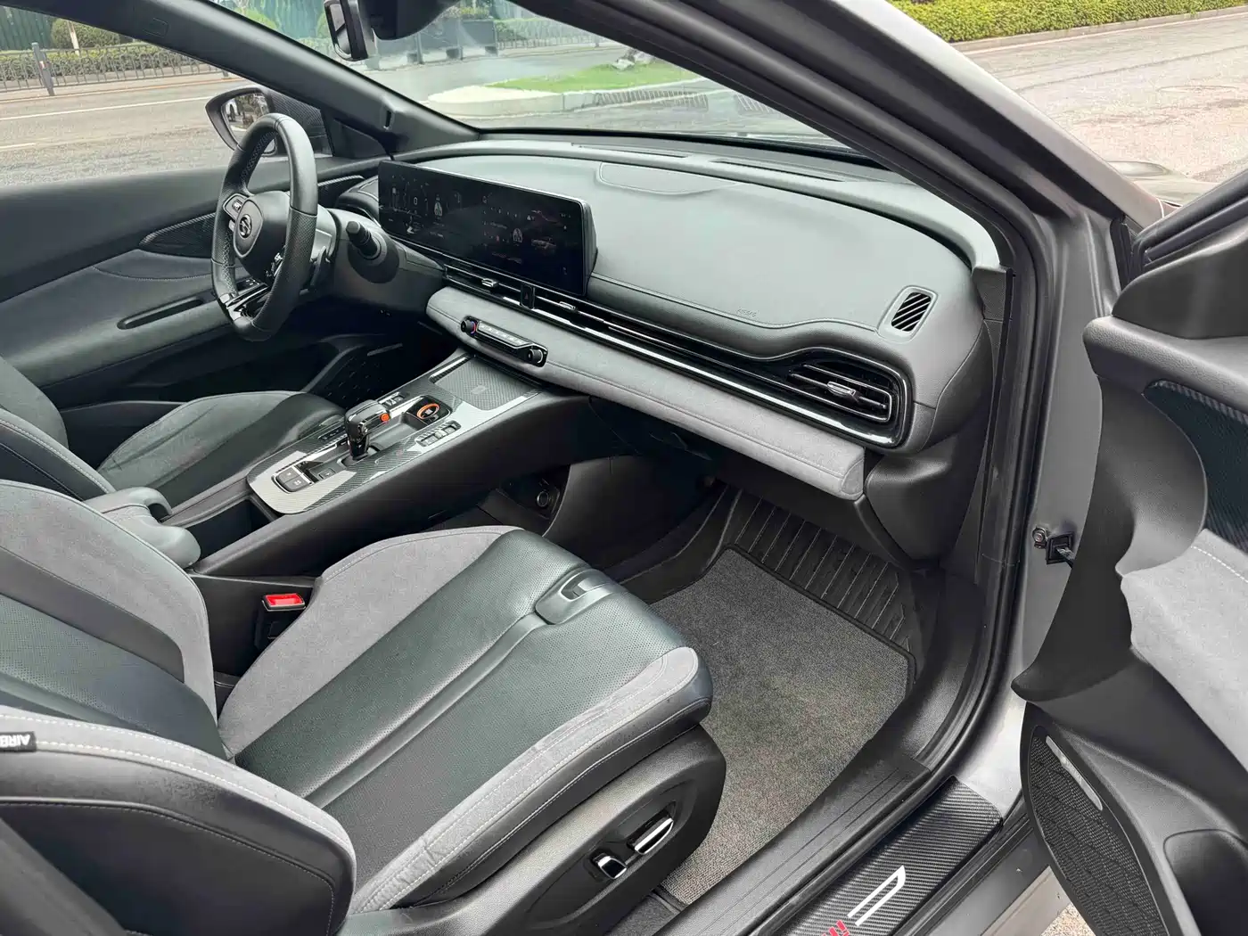 GAC Trumpchi Trumpchi Emkoo 2023 400T Auto R MAX фото 5