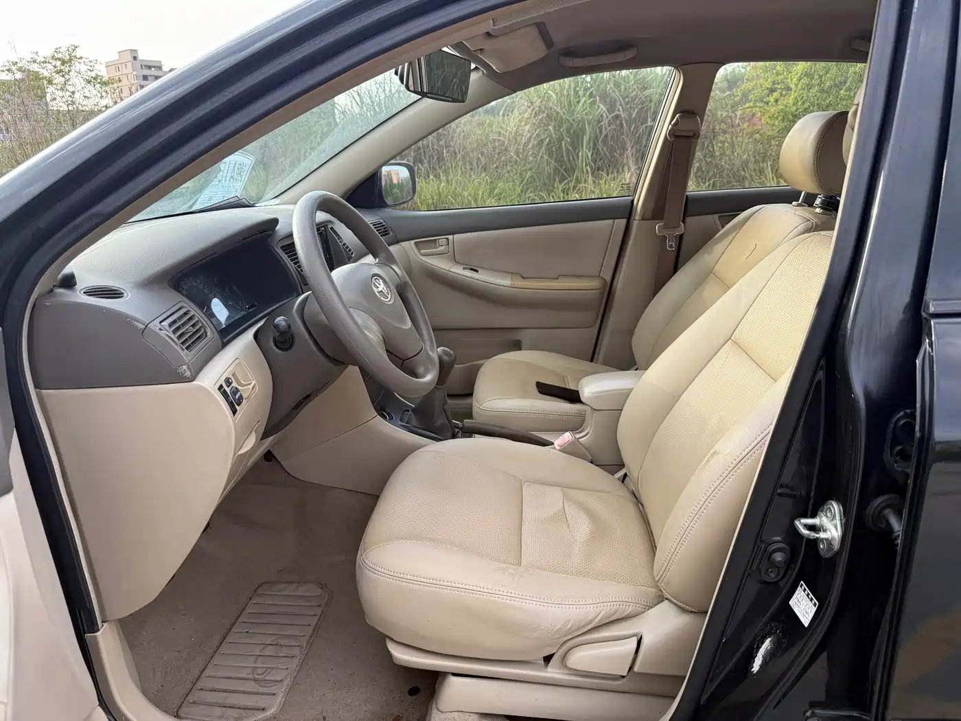 Toyota Corolla 2010 1.6L Manual Special Offer Edition фото 8