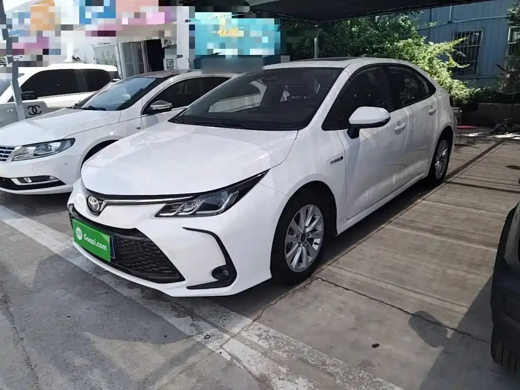 Toyota Corolla 2023 1.8L Smart Hybrid Dual Engine Elite Edition фото 2