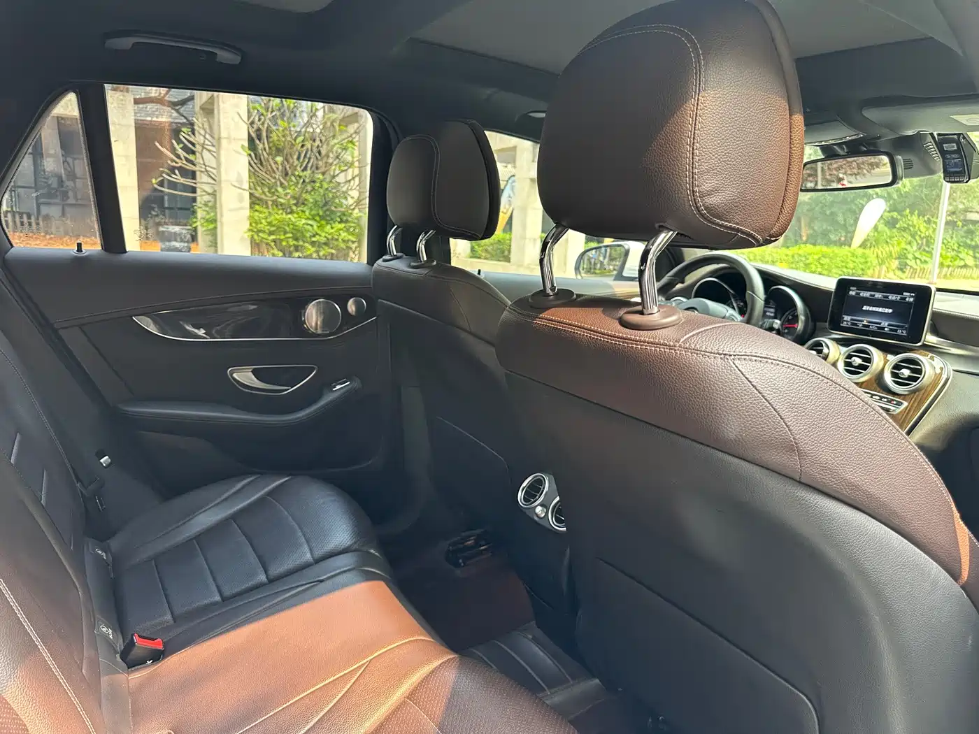 Mercedes-Benz GLC 2017 GLC 260 4MATIC Luxury фото 27