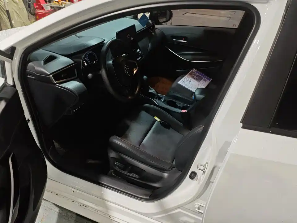 Toyota Levin 2023 Smart Hybrid 1.8L Sport Edition фото 4