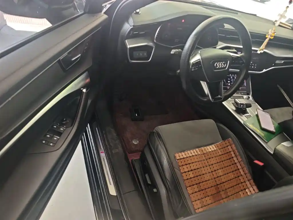Audi A6L 2021 45 TFSI Exclusive Sport фото 23