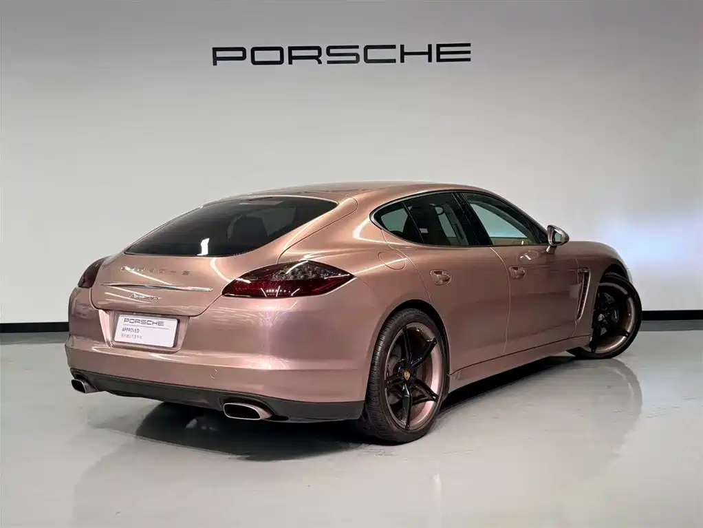 Porsche Panamera 2013 Panamera Platinum Edition 3.6L фото 8