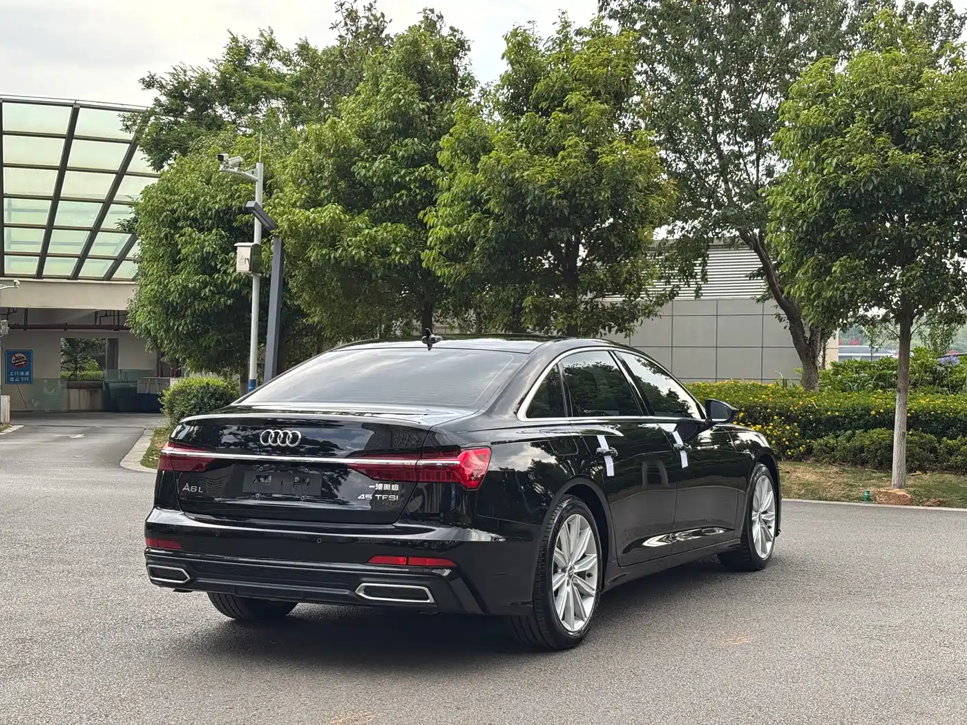 Audi A6L 2021 45 TFSI Exclusive Sport фото 5