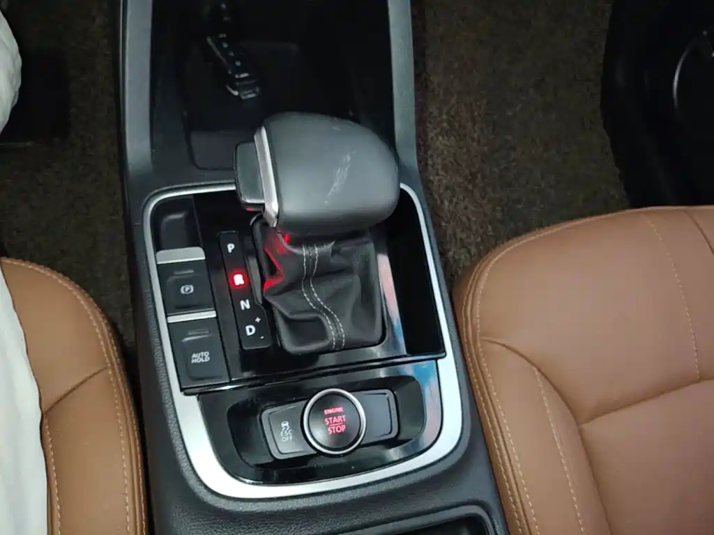 Qoros 5 2016 2016 1.6T Auto Luxury