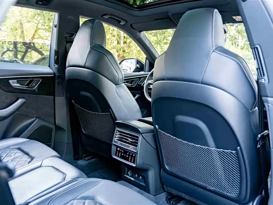 Audi Q8 2022 55 TFSI Premium Selection Dynamic фото 22