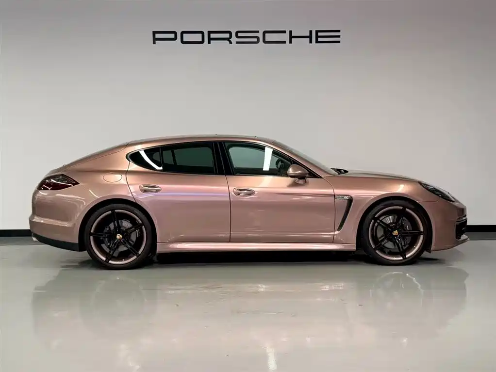 Porsche Panamera 2013 Panamera Platinum Edition 3.6L фото 7