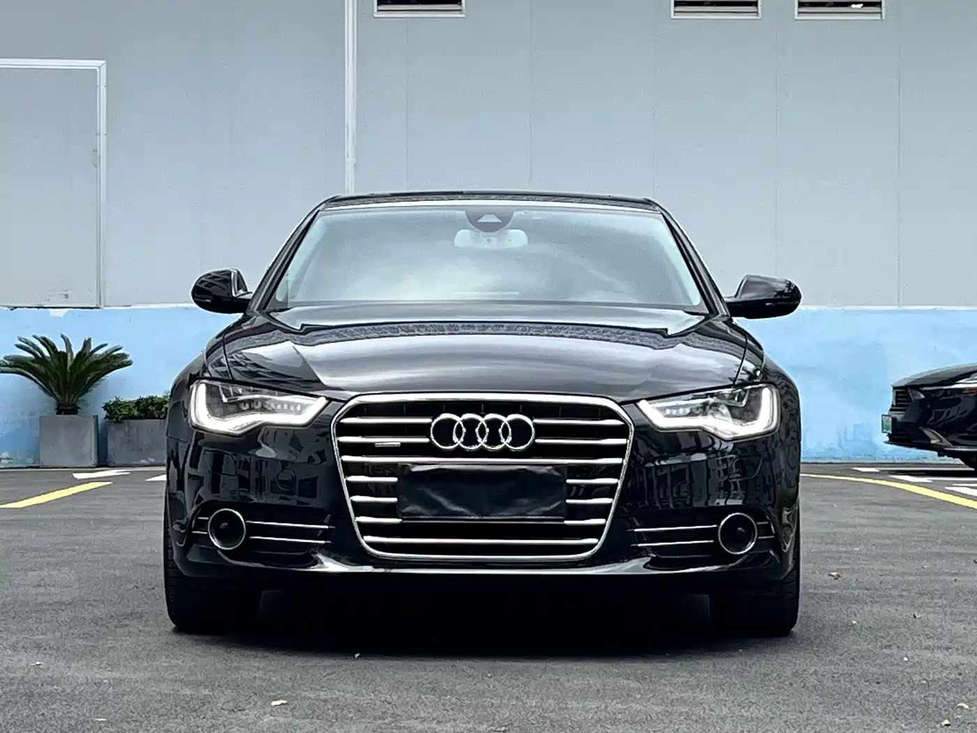 Audi A6L 2014 35 FSI quattro Luxury фото 2