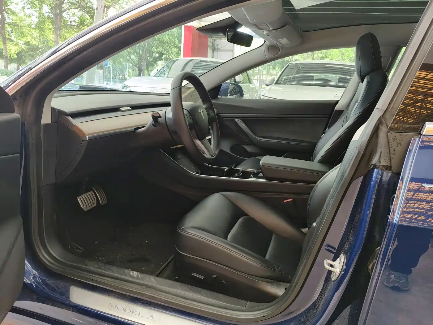 TESLA MODEL 3 (IMPORTED)