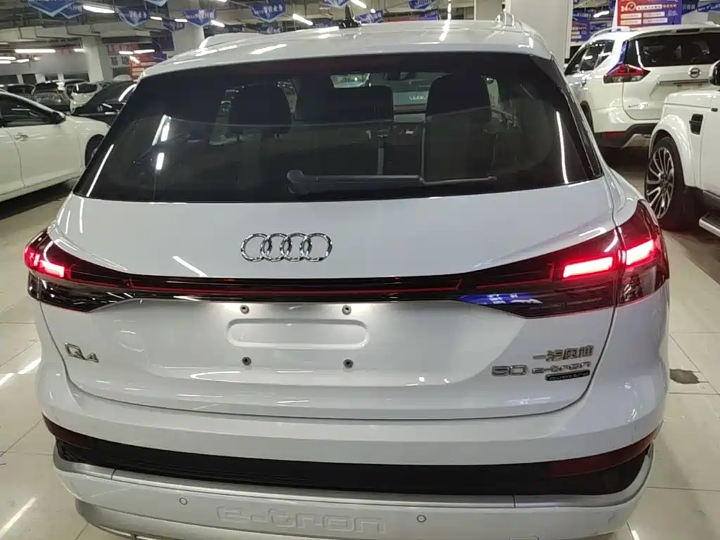 Audi Q4 e-tron 2023 2023 50 e-tron quattro Creation Edition