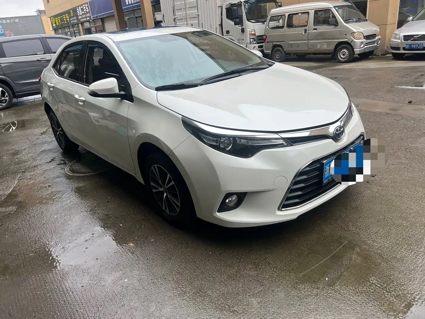 Toyota Levin 2016 1.6G CVT Elite Edition фото 2