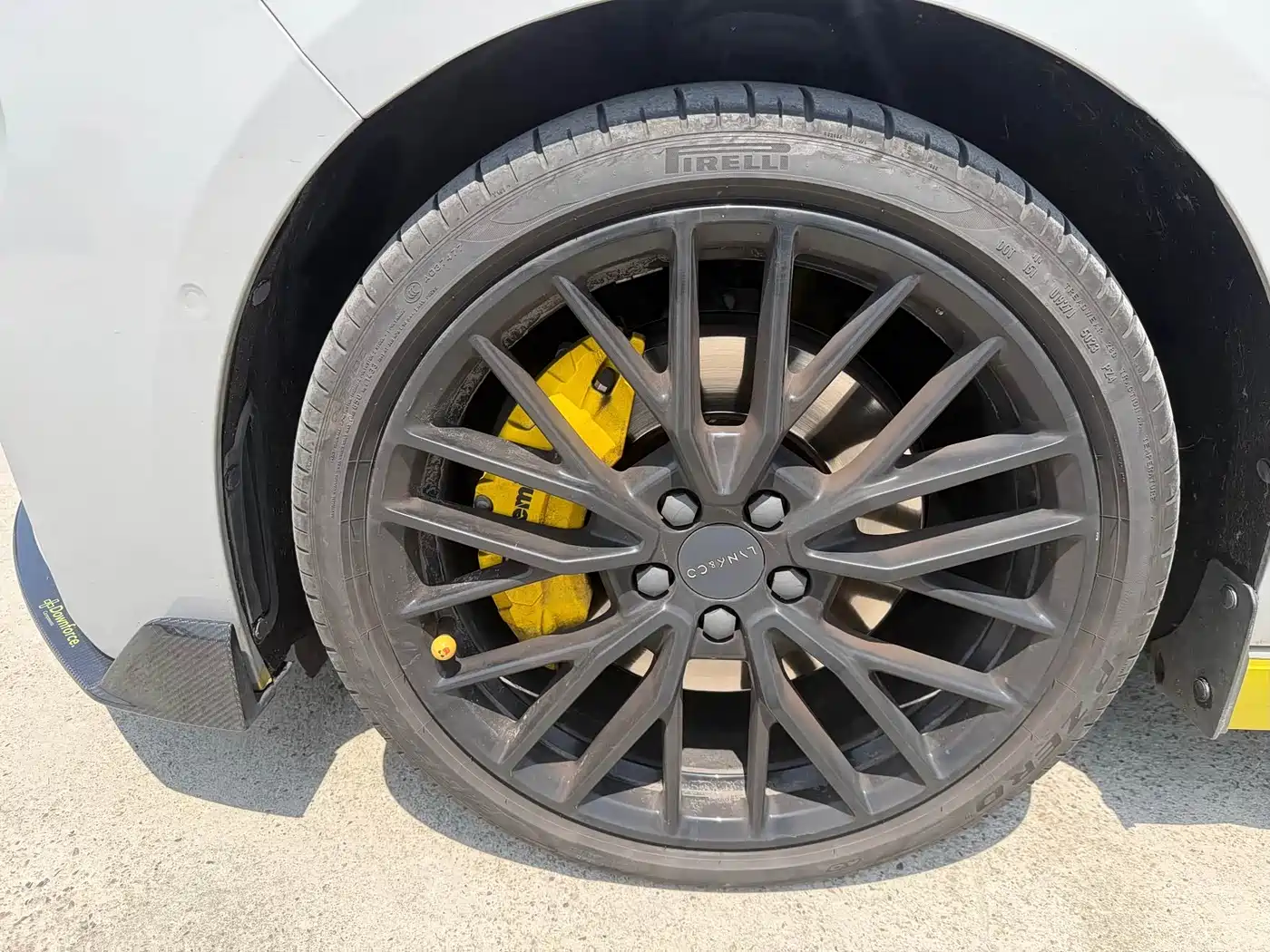 Lynk & Co 03 2020 03+ 2.0TD Auto Performance Package Edition фото 10