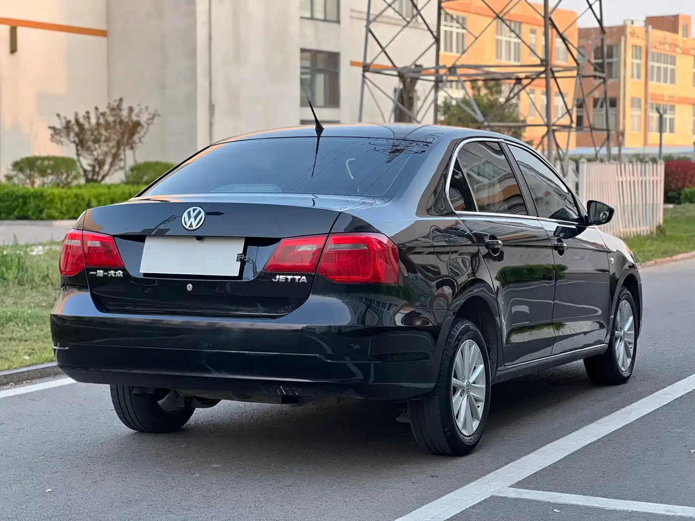 Volkswagen Jetta 2015 1.6L Auto Comfort фото 4