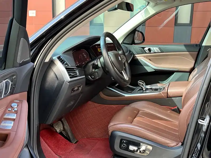 BMW X7 2020 xDrive40i Leading Luxury Package фото 6