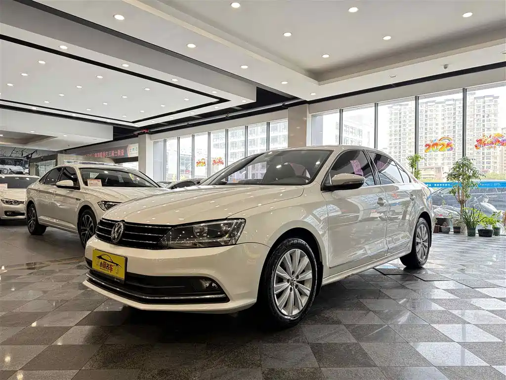 Volkswagen Sagitar 2015 230TSI Automatic Comfort