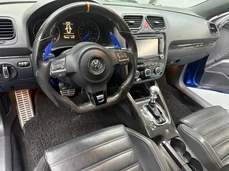 Volkswagen Scirocco 2011 2.0TSI R-Line фото 9