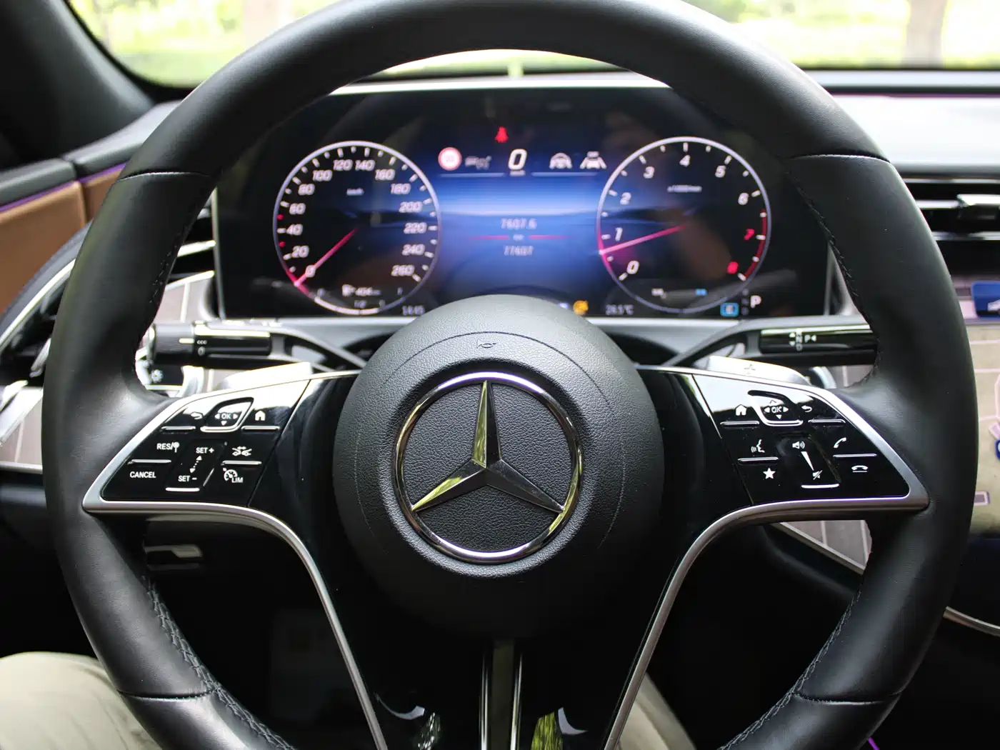 Mercedes-Benz E-Class 2024 Facelift E 300 L Fashion фото 24