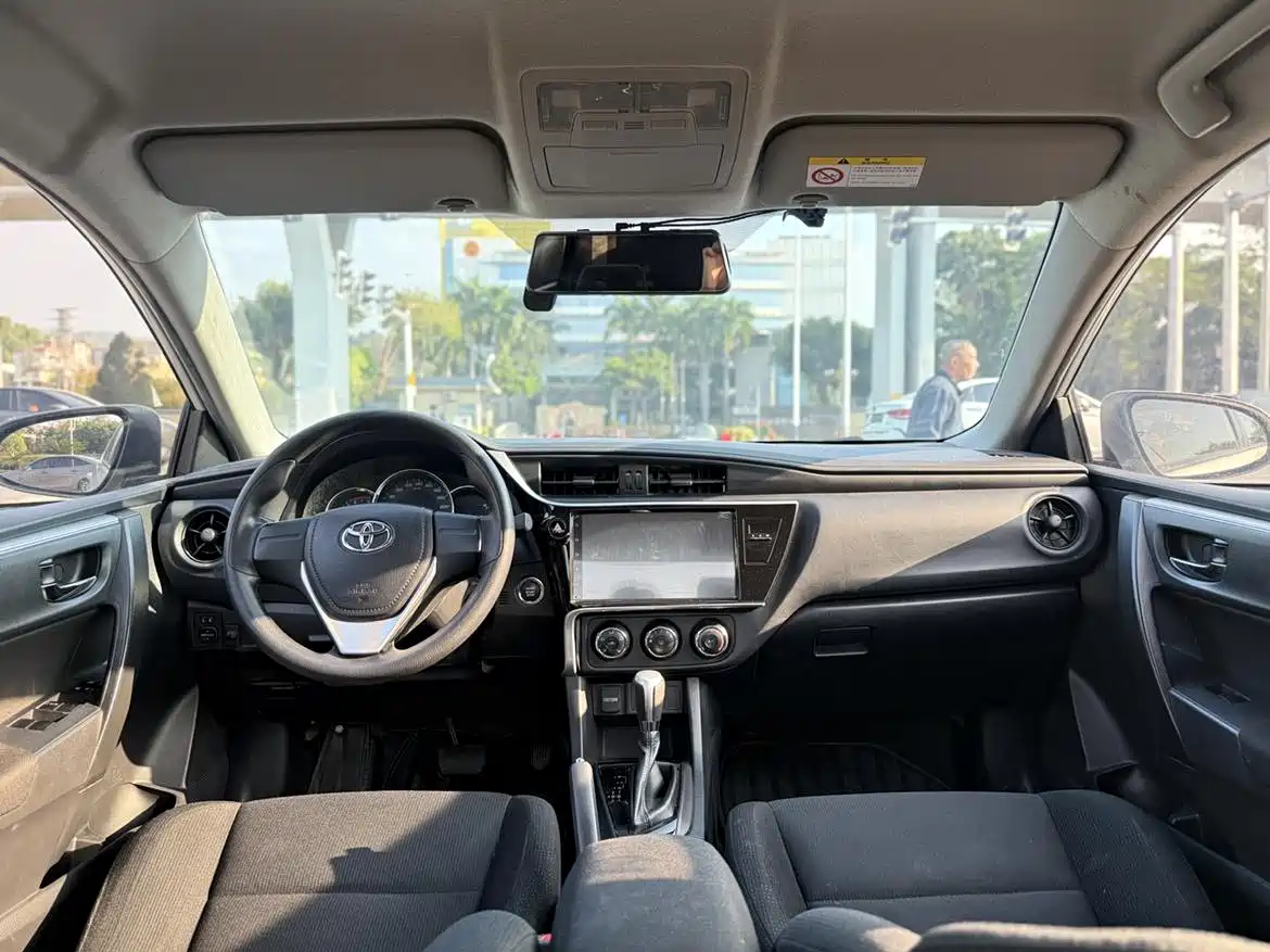 Toyota Levin 2017 Facelift 185T CVT Pioneer (China V) фото 10