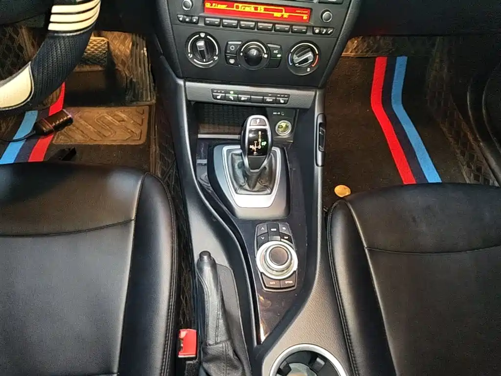 BMW X1 2015 Model sDrive18i Fashion Advanced Edition фото 14
