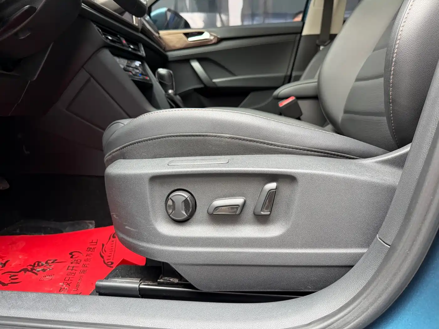 Volkswagen Tharu 2022 280TSI FWD Luxury Edition фото 13
