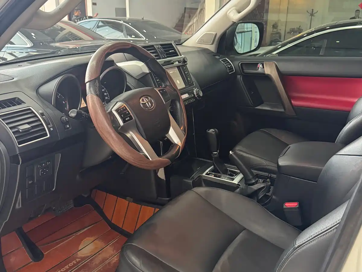 Toyota Prado 2016 2.7L Auto Luxury Edition фото 11