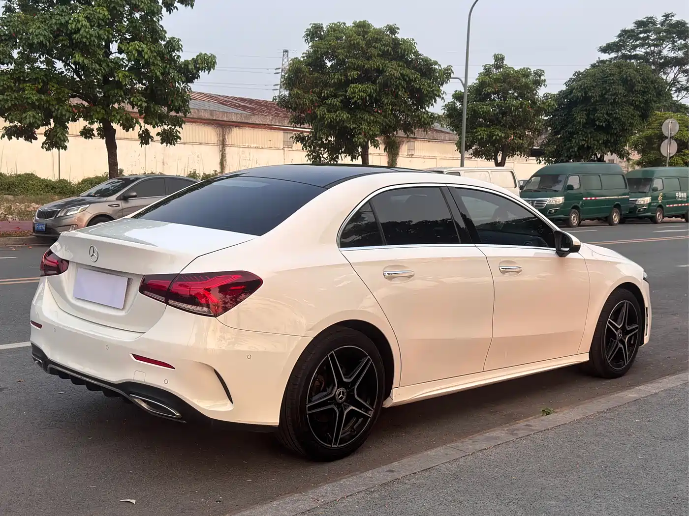 MERCEDES-BENZ A CLASS