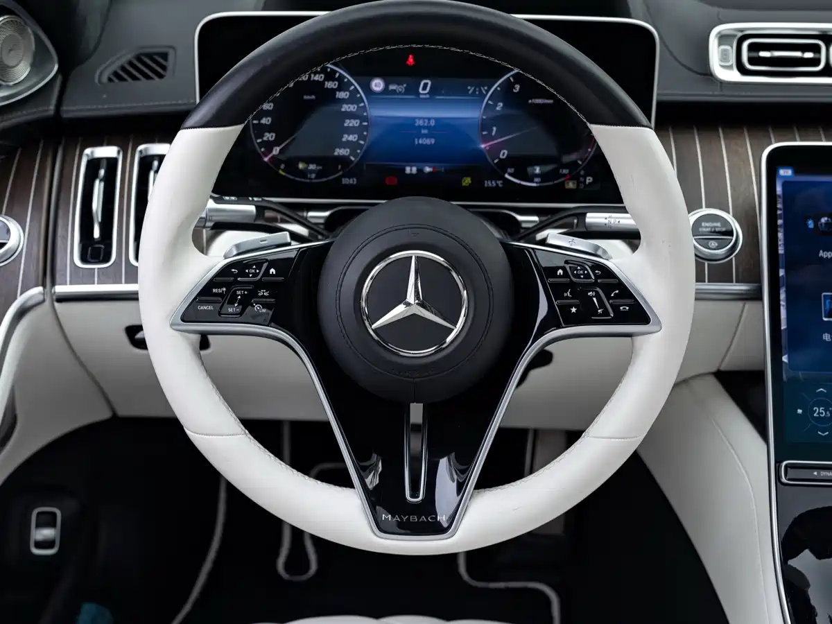 Mercedes-Benz Maybach S-Class 2022 S 680 4MATIC Craftsmanship Limited Launch Edition фото 13