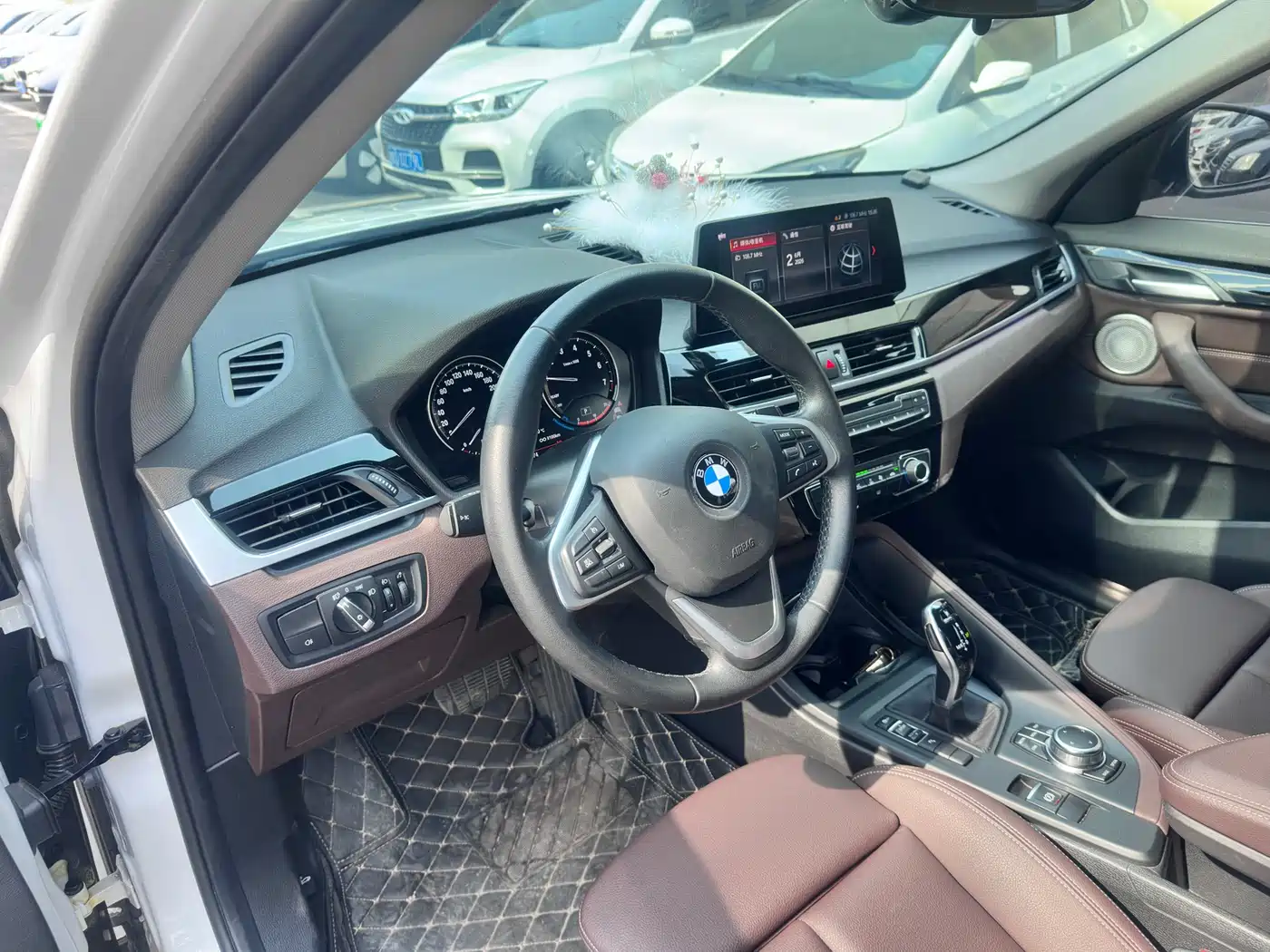 BMW X1 2022 sDrive20Li Fashion фото 7